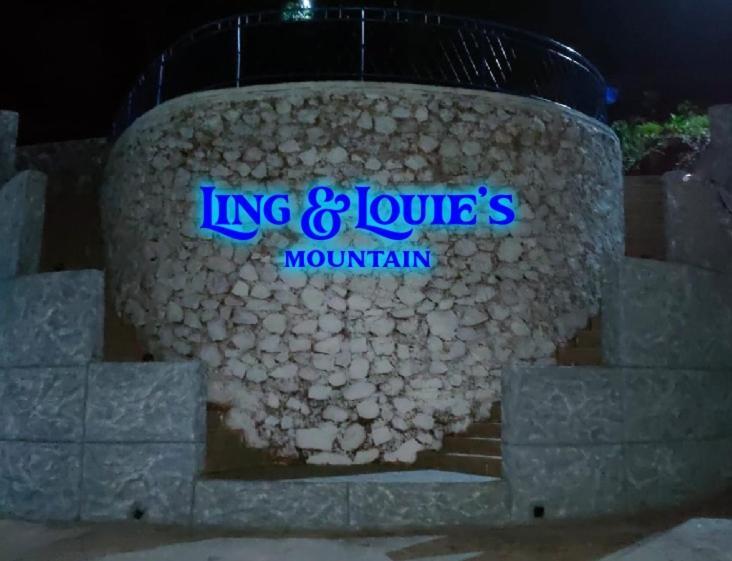 Ling & Louie'S Mountain Villa Mayong Kültér fotó