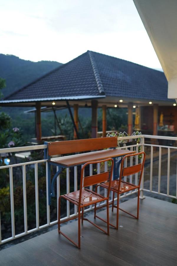 Ling & Louie'S Mountain Villa Mayong Kültér fotó